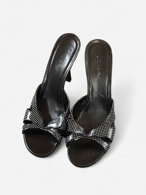 black and white polka dot heels with bow